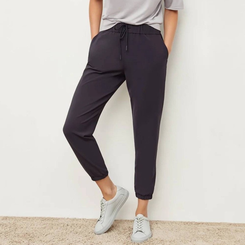 MM Lafleur Charcoal Grey‎ The Delaney Jogger Pants OrigamiTech Size Medium